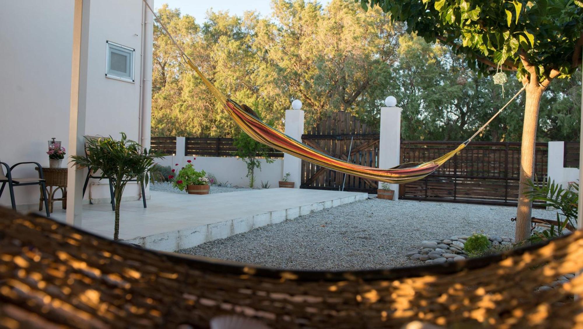 Afrathias Beachhouse - Cretan Hideaway Kalamaki  Eksteriør billede