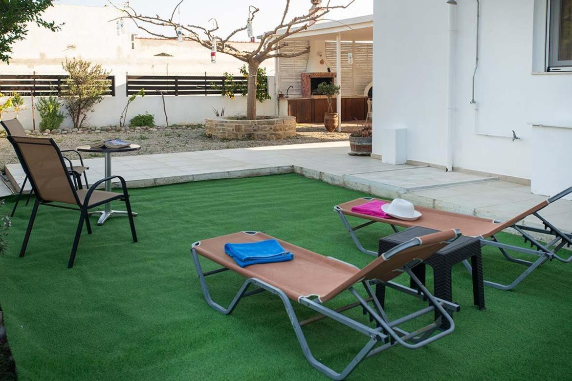 Afrathias Beachhouse - Cretan Hideaway Kalamaki  Eksteriør billede